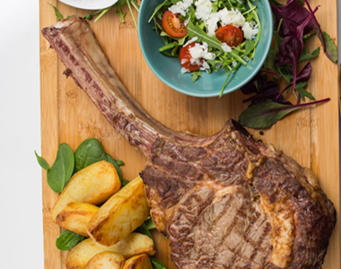 Grilled steak with salad
